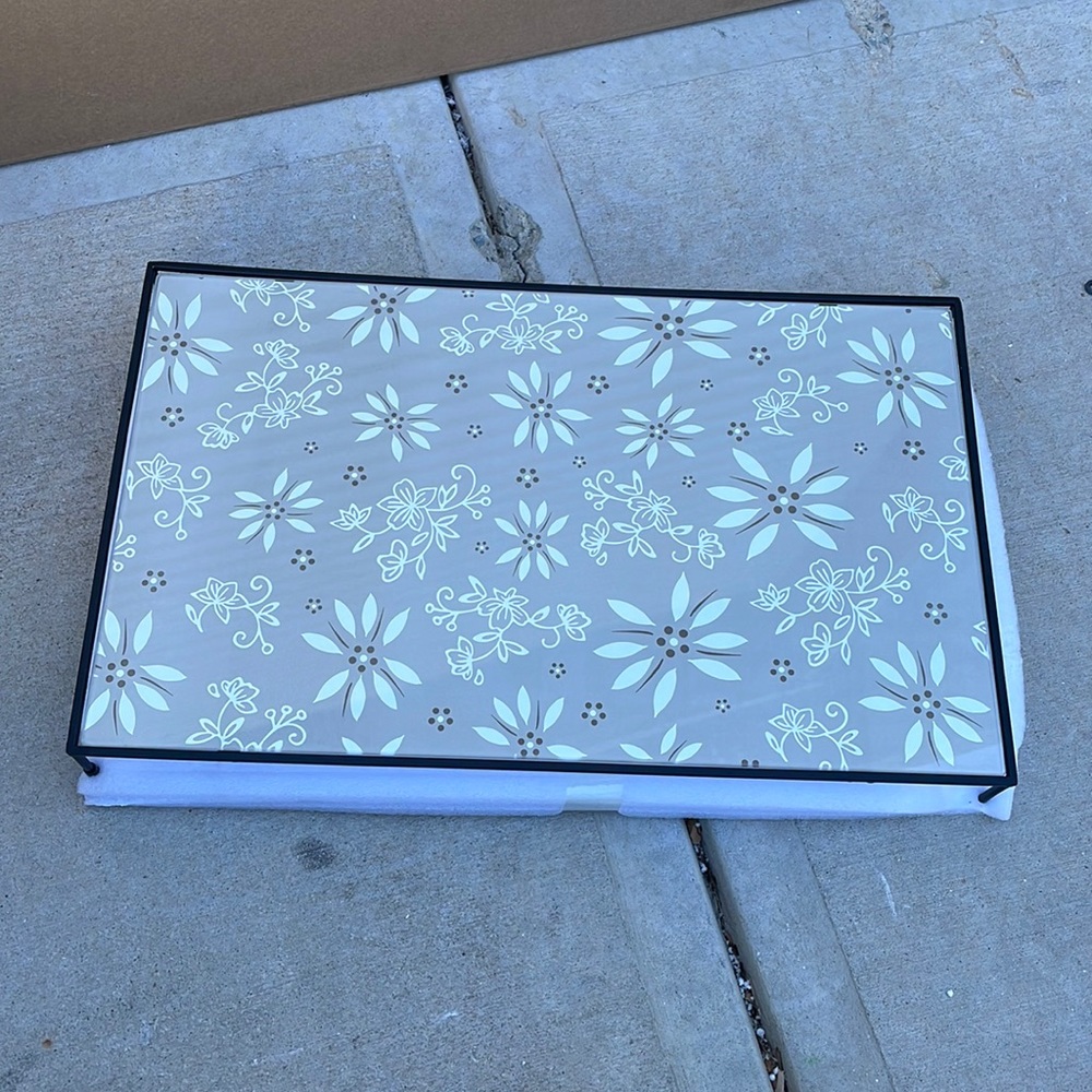 Temptations Glass Counter Saver - Taupe
